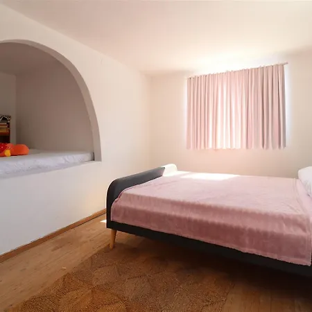 Lejlighed Adam Sea View *